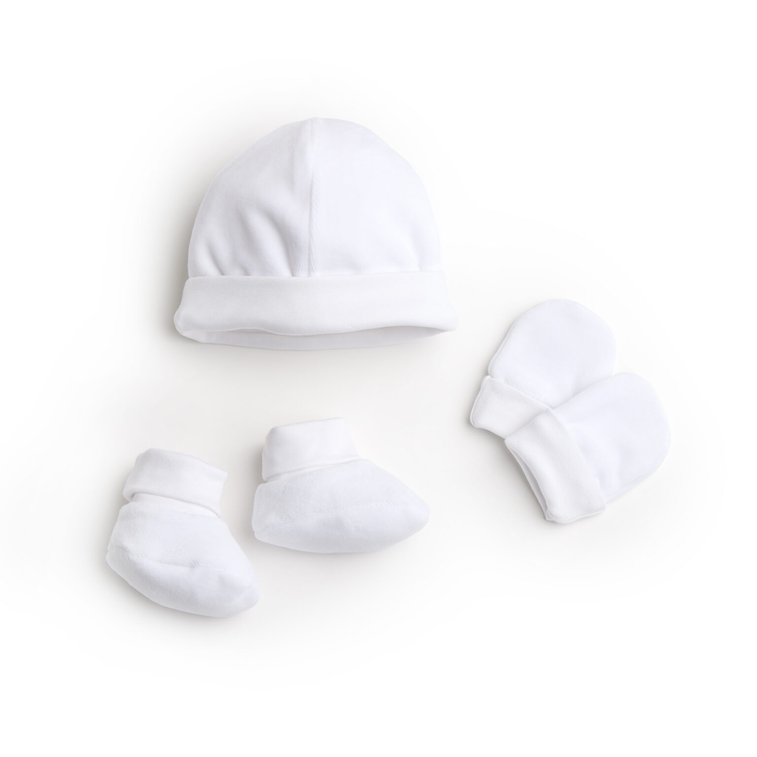 living-nature-babykledij-muts-wantjes-sokjes-velours-wit-jip