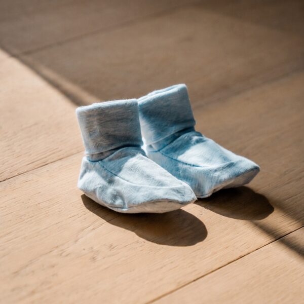 living-nature-baby-accessoires-babysokjes-cyriel-ls2601-blauw